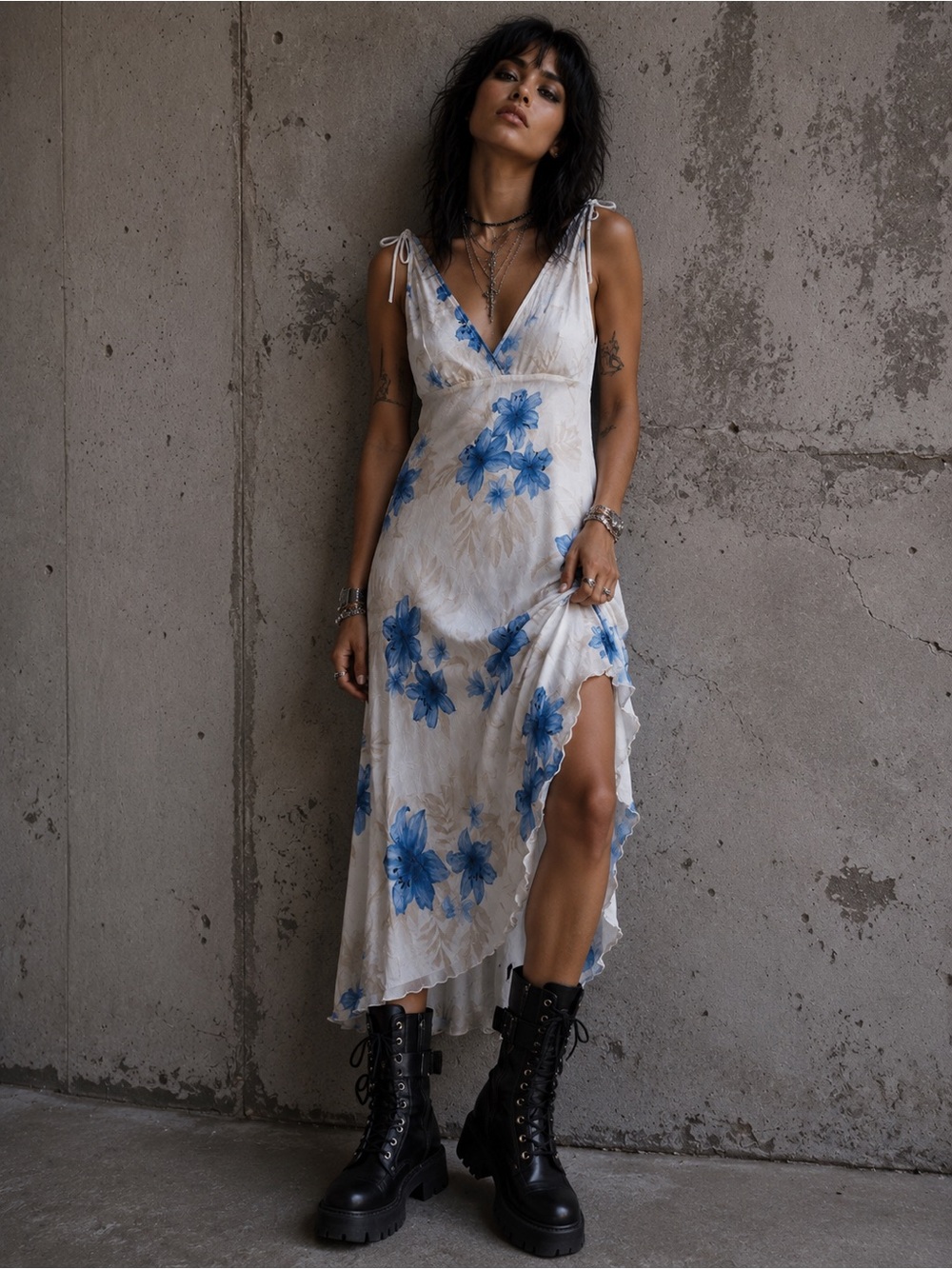 Vintage Y2K Floral Tie-Shoulder V-Neck Midi Dress in White and Blue
